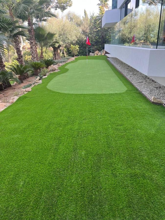 Putting green