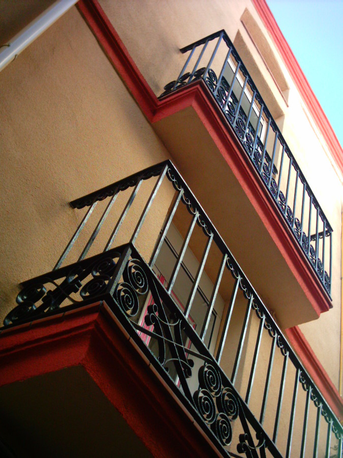 FACHADA OLESA DE MONTSERRAT