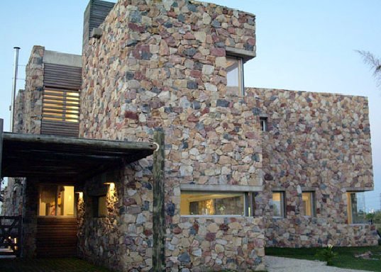 Fachada Piedra