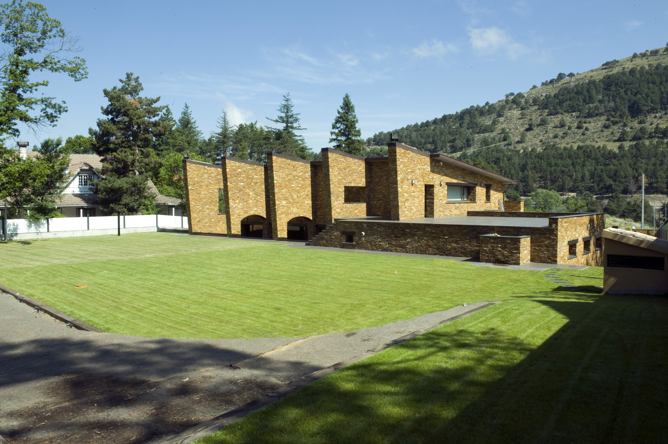 FACHADA TRASERA