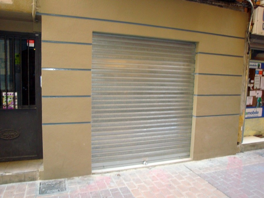 fachada y persiana
