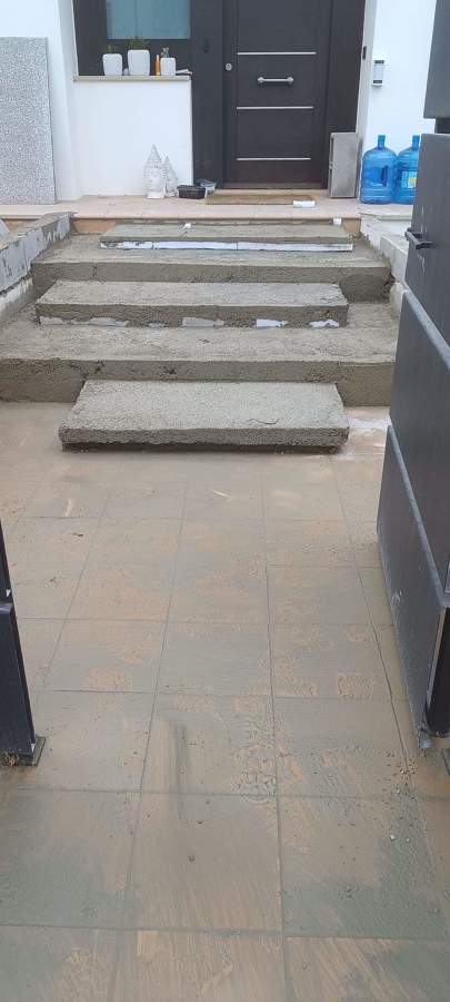 Escalera flotantes