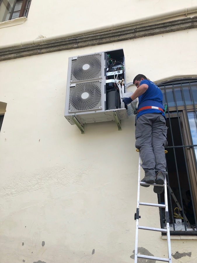 AIRE ACONDICIONADO