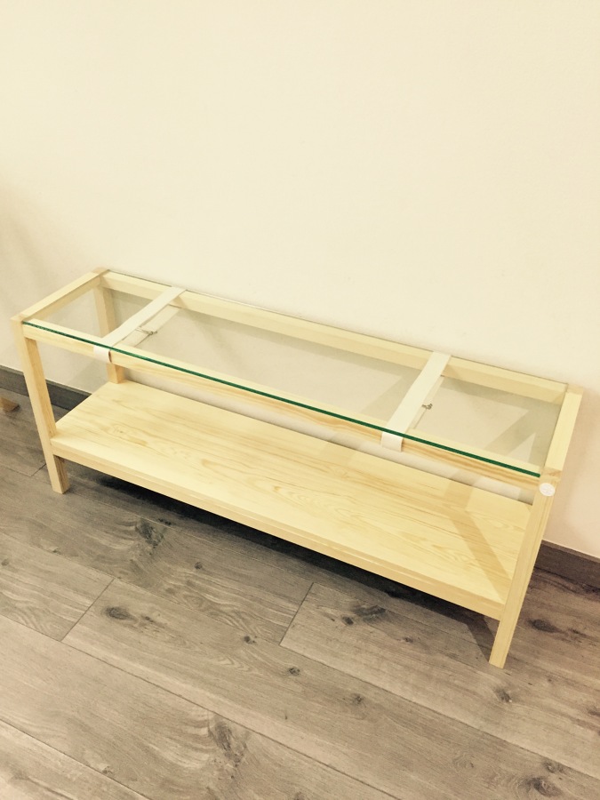 Maia Bookcase 02