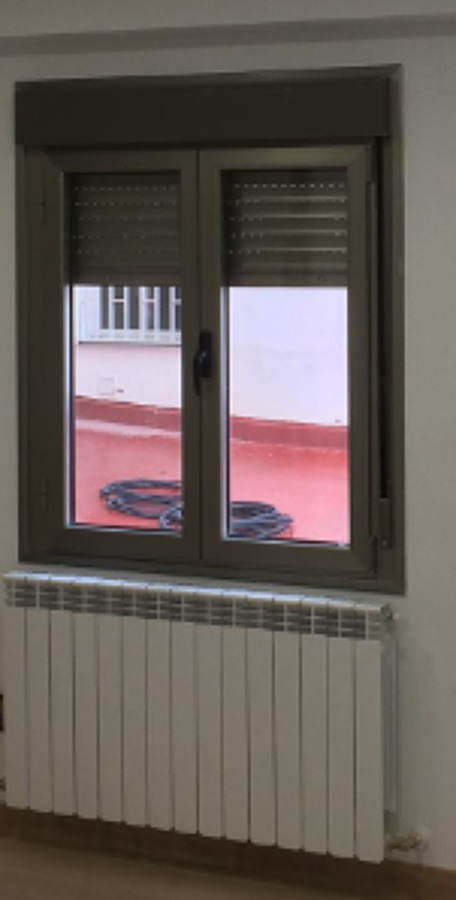VENTANA DE ALUMINIO EN COLOR