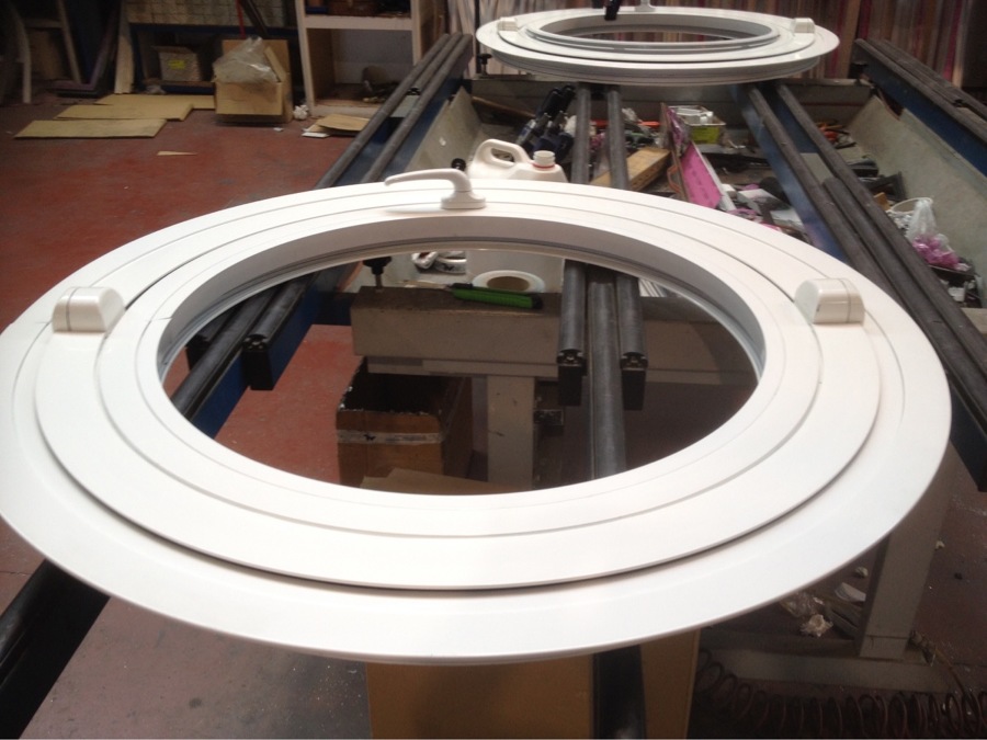 Ventana pivotante
