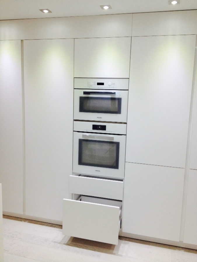 HORNO Y MICRO EN COLUMNA
