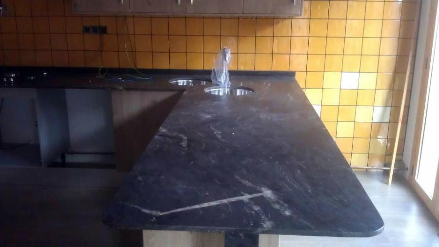 Granito Titanium