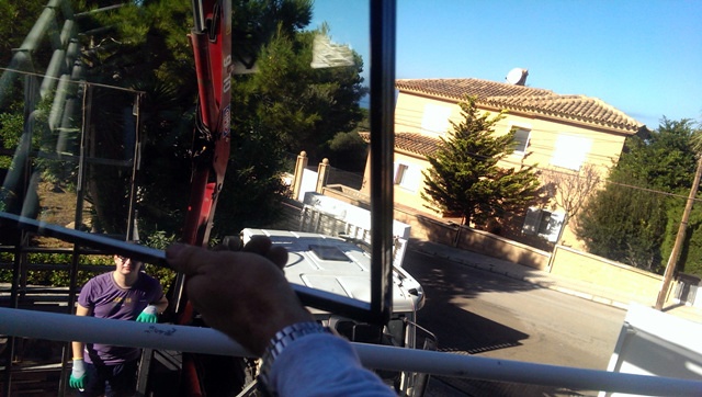 Grua con ventosas para vidrios 6