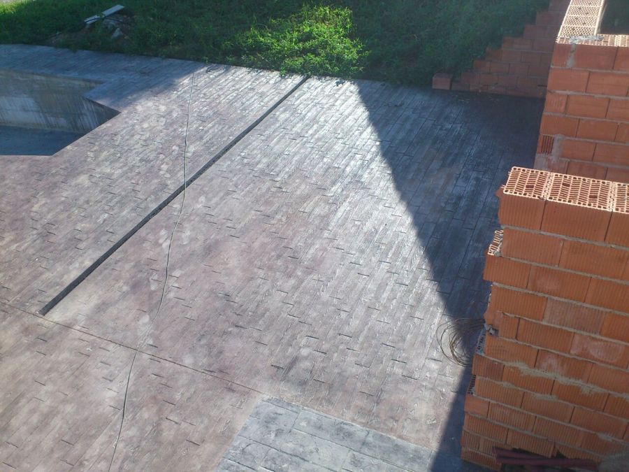 Hormigon estampado jardin