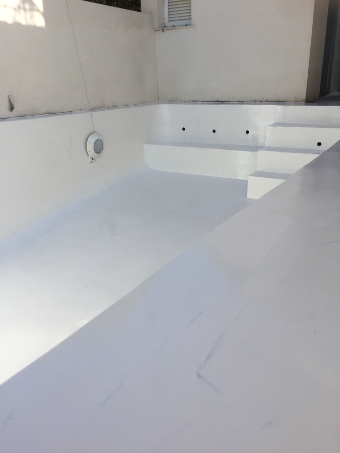 Piscina en microcemento