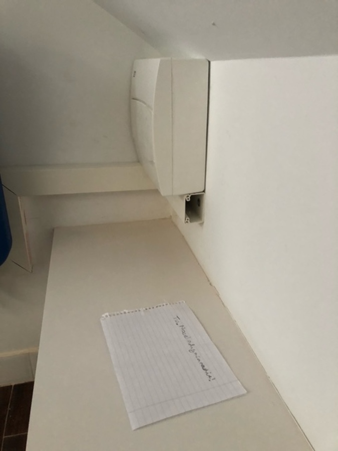 Cuandro Conrriente continua en interior