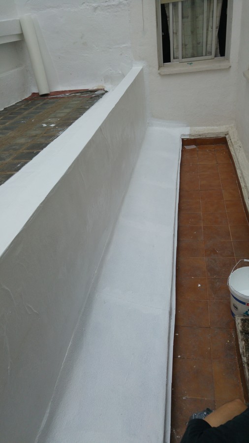 Impermeabilizacion de patio interior, comunidad de vecinos.
