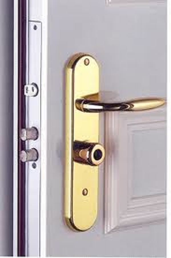 Puerta acorazada