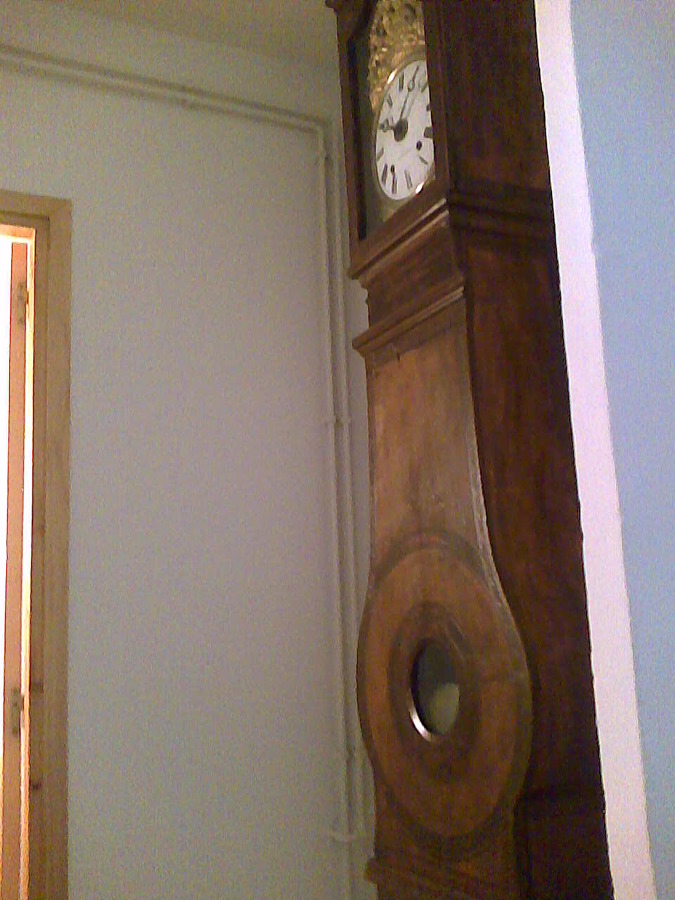 Mueble reloj