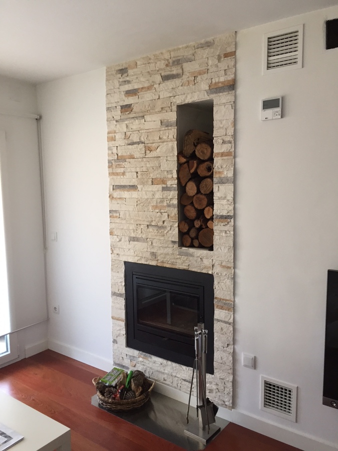CHIMENEA EN SALON