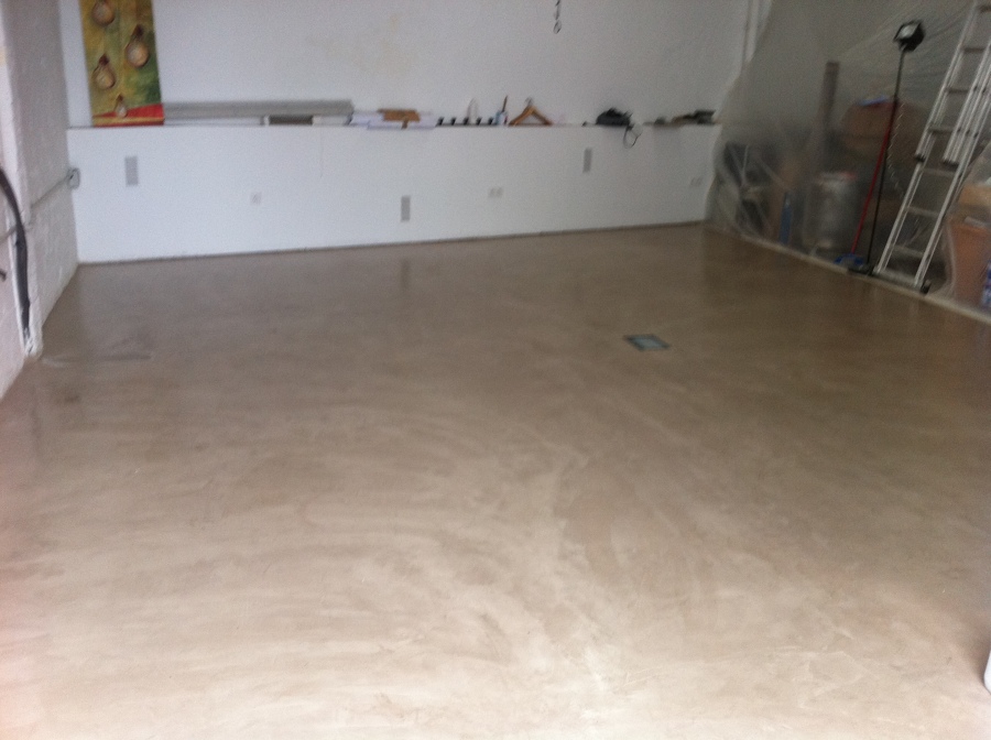 Pavimento en nave industrial