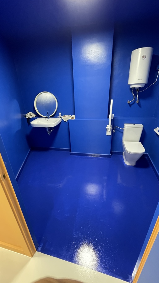 Lavabo con distinto color