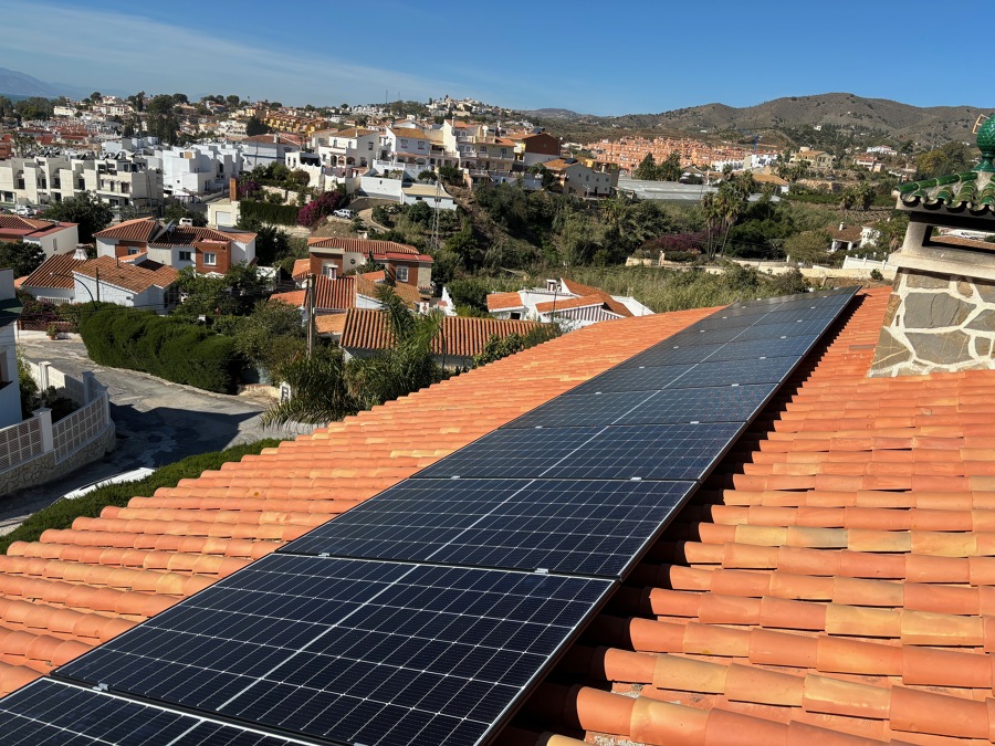 VIVIENDA BENAJARAFE