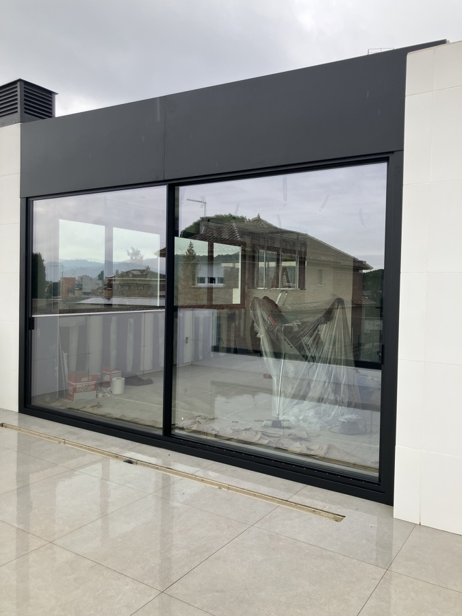 Balconera minimalista