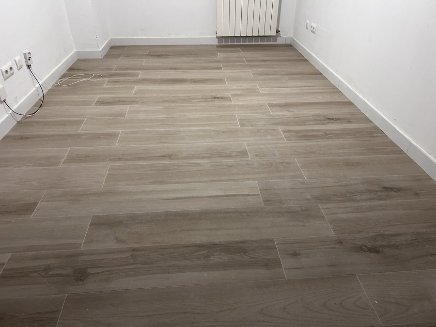 Suelo imitación madera