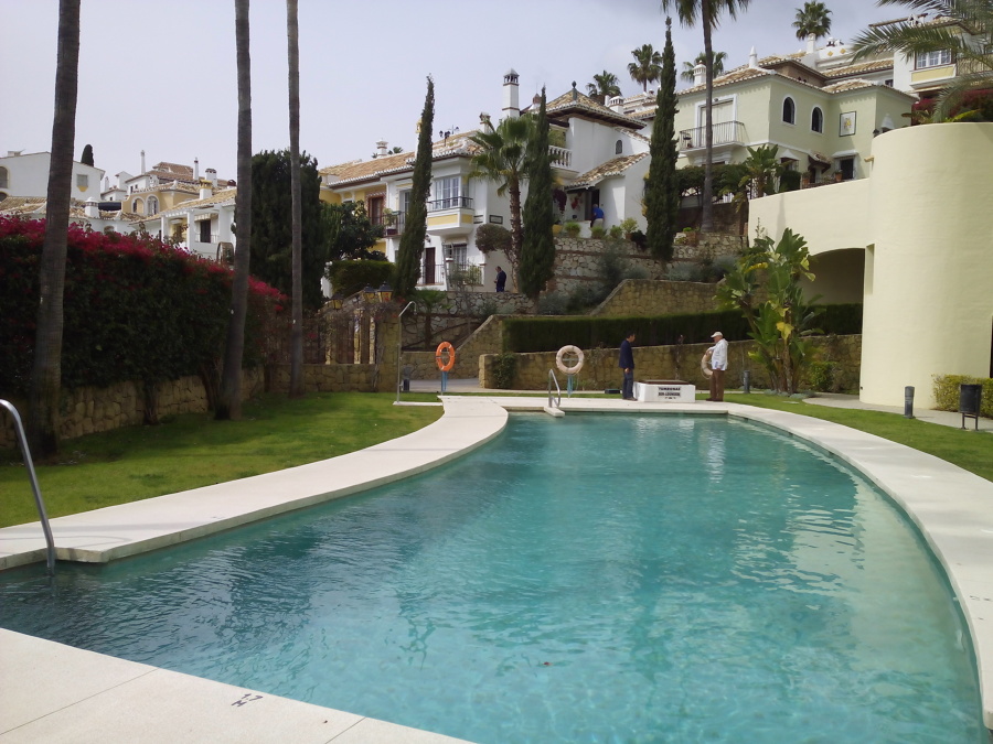 ADAPTACIÓN PISCINA A NORMATIVA