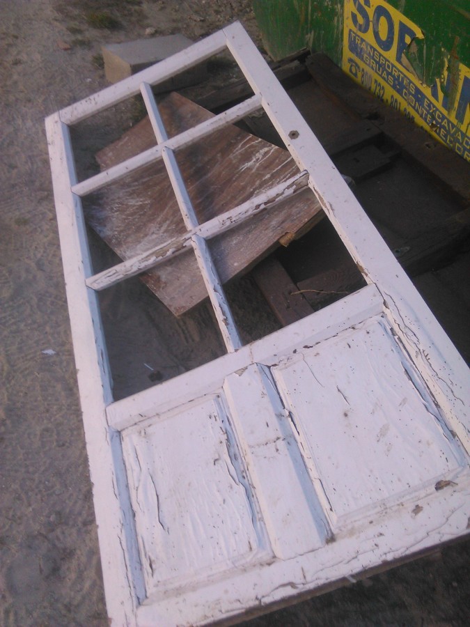 puertas y todo en alta deciracion.rustico y moderno