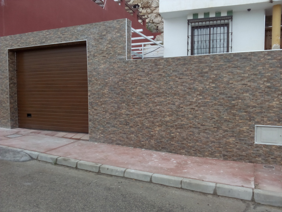 puerta cochera