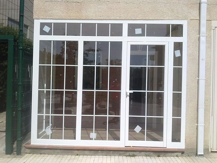 CERRAMIENTO PORCHE 