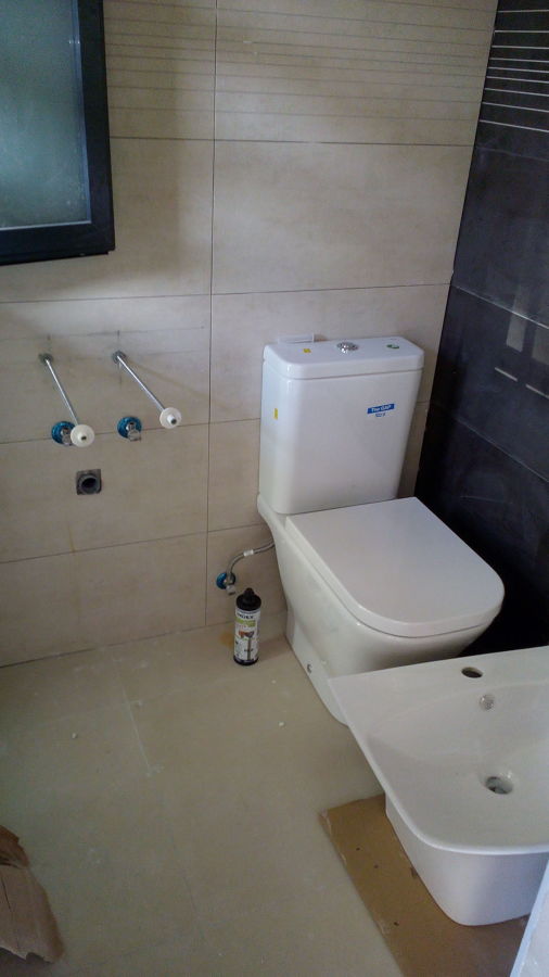 LAVABO COLGANTE