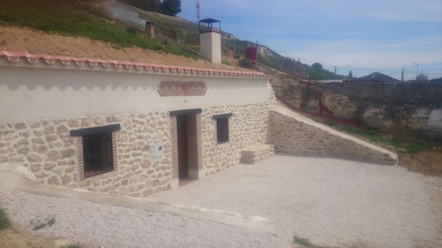 Fachada de bodega 