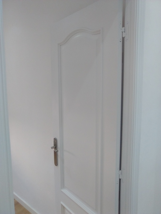 PUERTA BLANCA