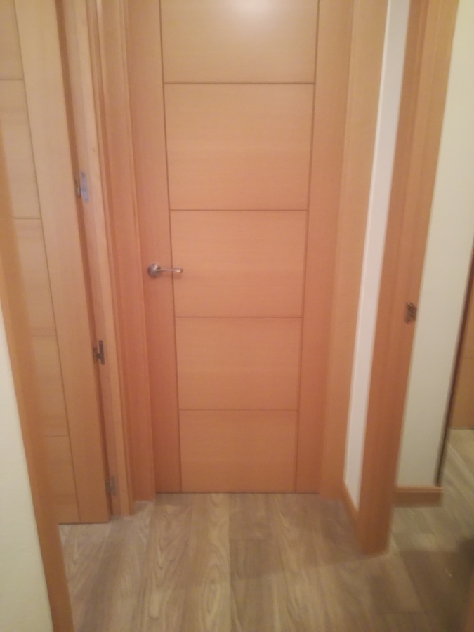 puerta y suelo