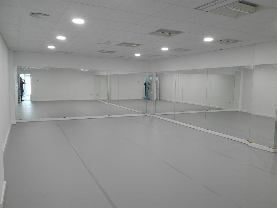Sala principal Danza con vidrios