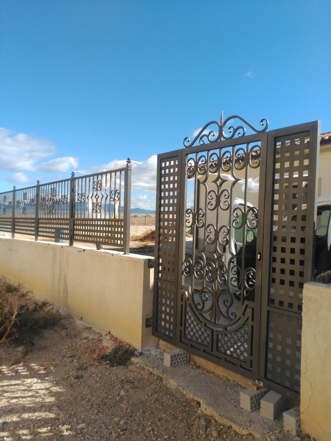 Puerta peatonal