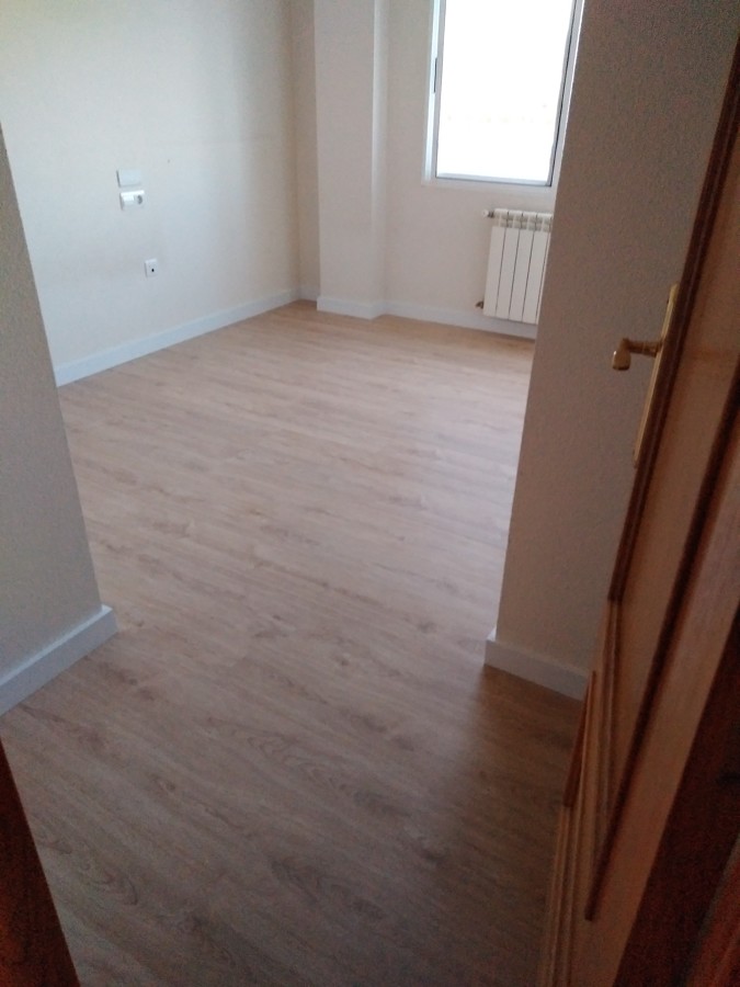 GOLD LAMINATE