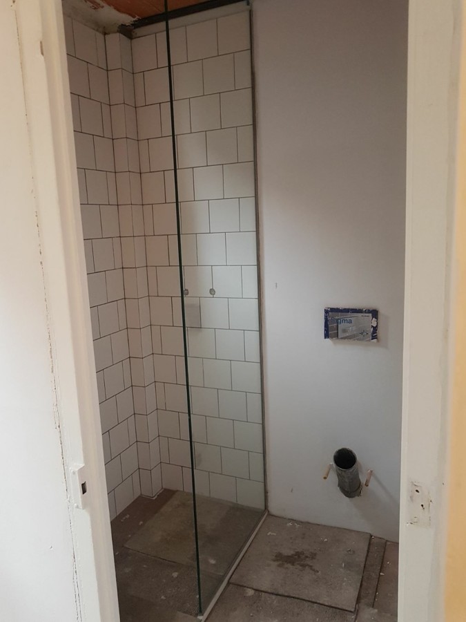 Mampara de ducha fija