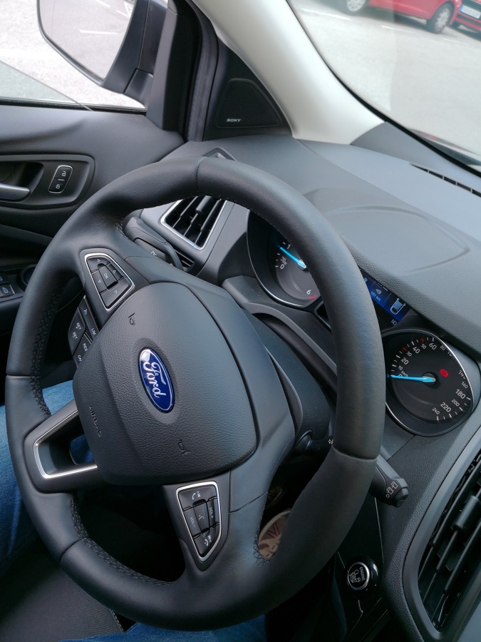 Volante coche