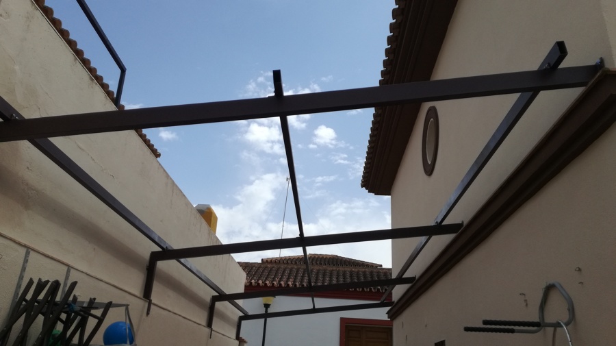 Estructura panel.sandwich teja