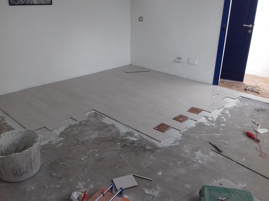 Colocación de suelo en Nueva habitación