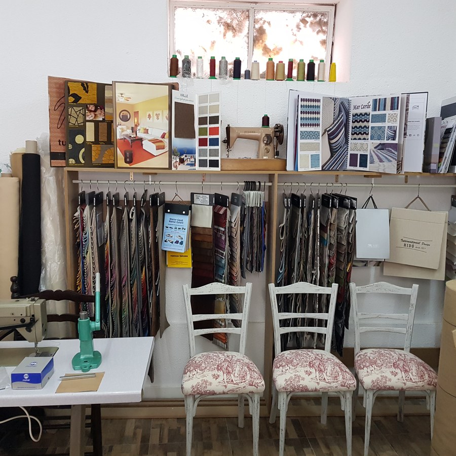 Foto: Muestrario de Telas. de El Artesano De Madrid #1794309 - Habitissimo