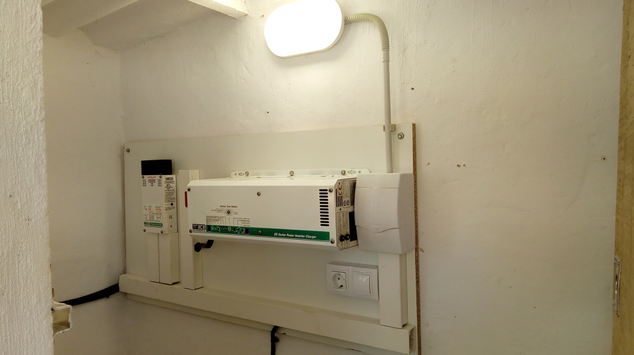 Inst. 12 V
