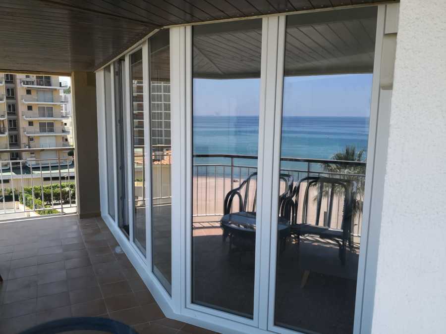 Balconera