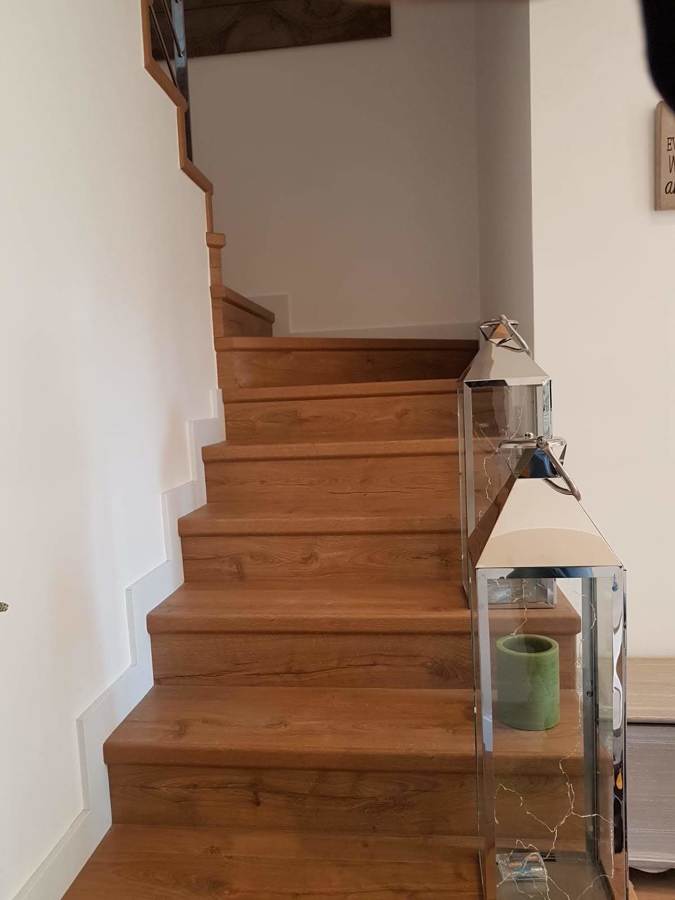 Foto: Escalera de Pintura y Decoración KD #1932583 - Habitissimo