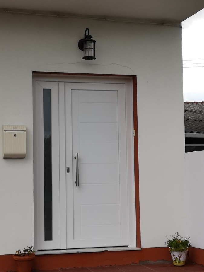 Puerta vivienda