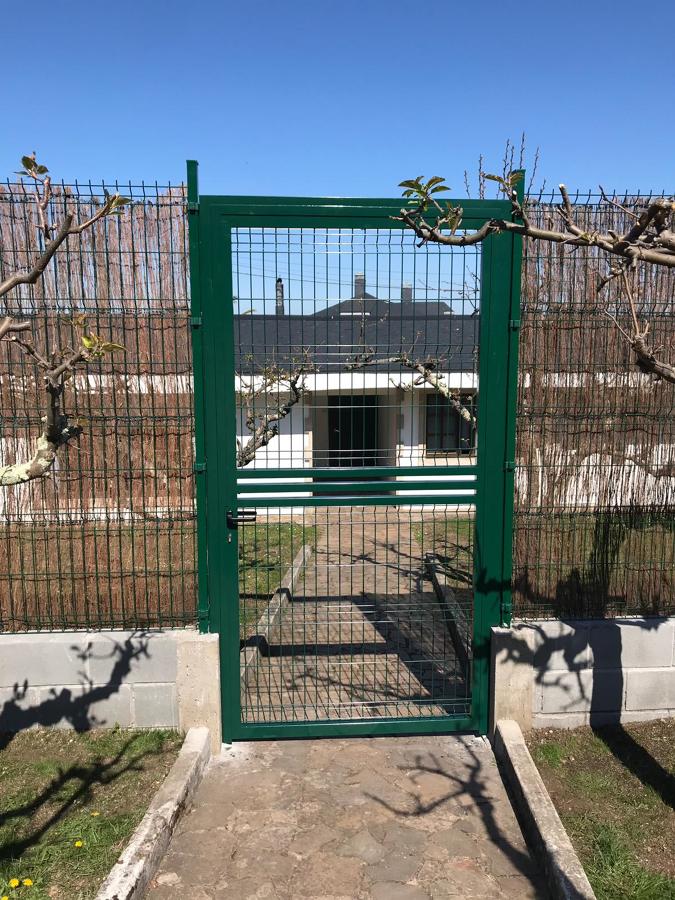 Puerta peatonal