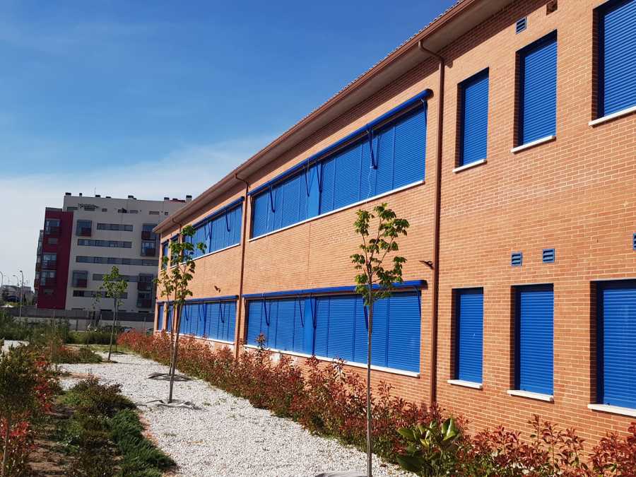 Toldos en Instituto