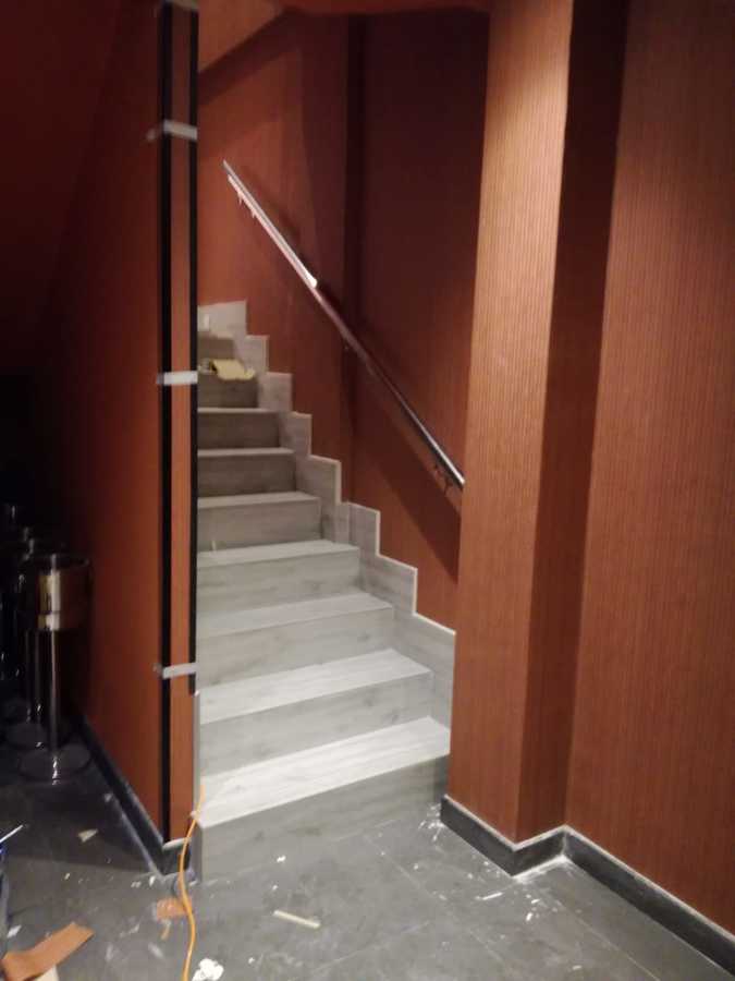 ESCALERAS DE ACCESO