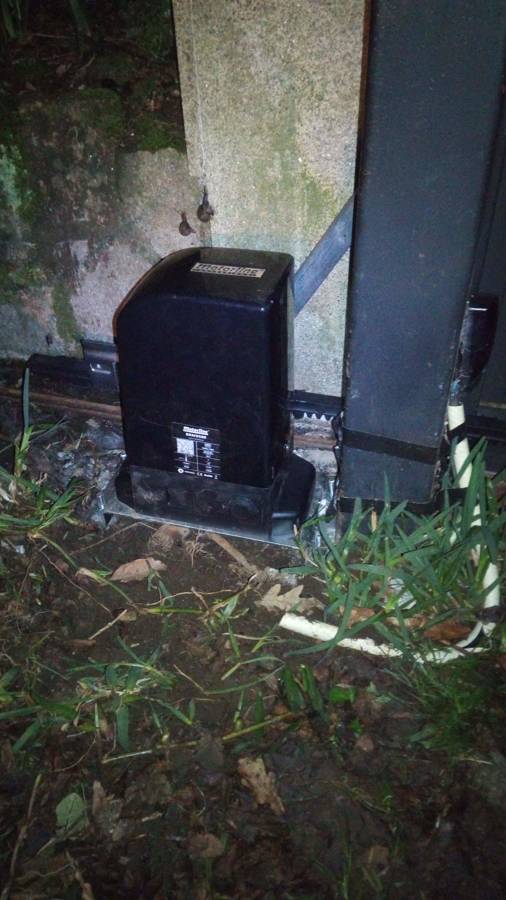 Instalacion de motor de portal de corredrea Motorline
