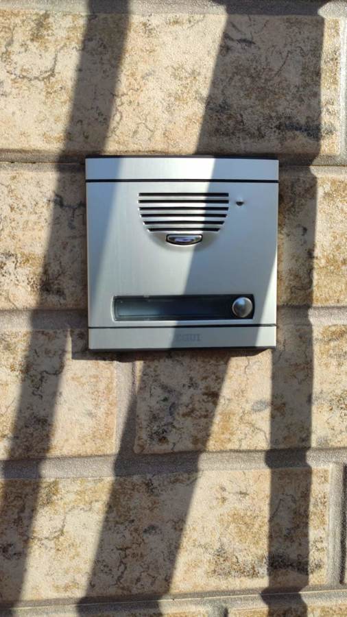 Instalación de portero automático Tegui en vivienda unifamiliar